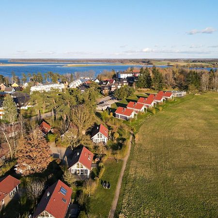 Ferienhaus Wiesengefluester W10 - Mit Sauna, Kamin Und Garten Röbel エクステリア 写真