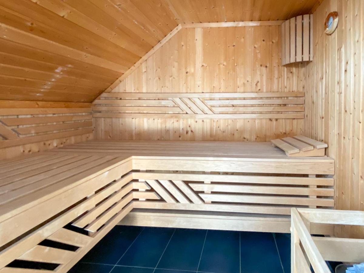 Ferienhaus Wiesengefluester W10 - Mit Sauna, Kamin Und Garten Röbel エクステリア 写真
